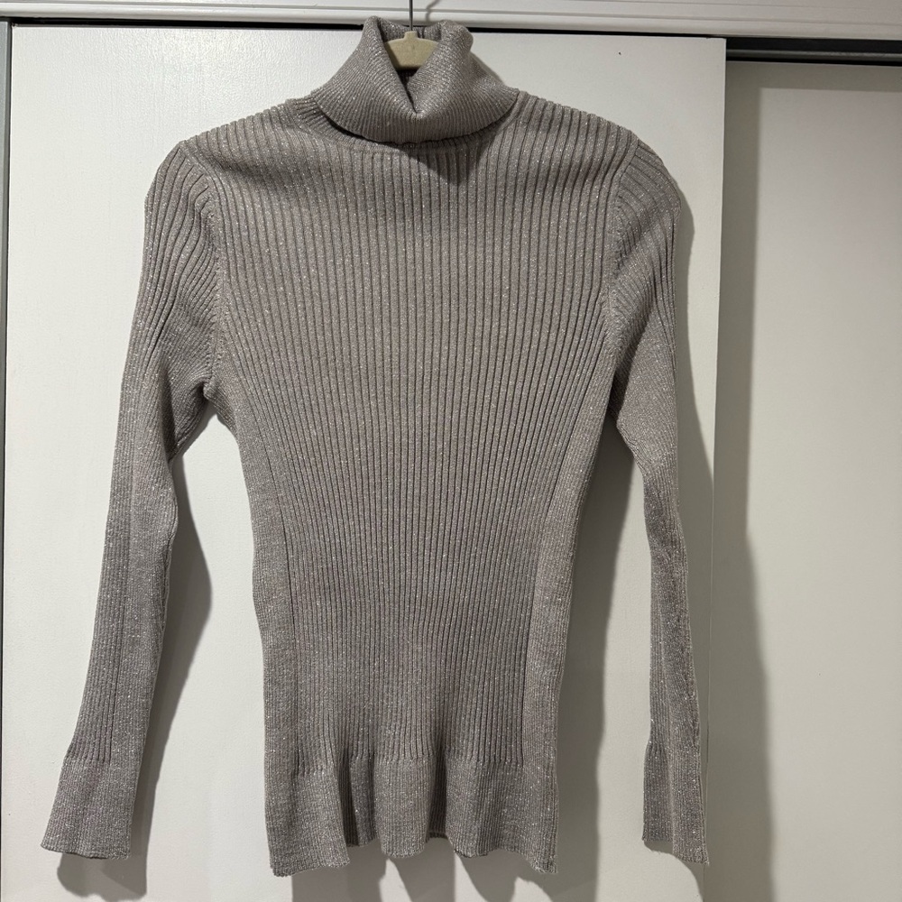 Covington Size large petite grey/silver sweater